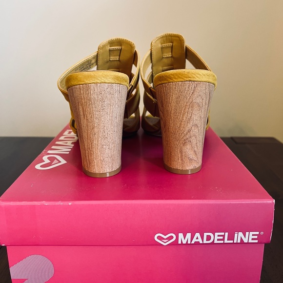 Madeline Novelette Women’s Slip On Mule In Chinese Yellow Size 10M. - Picture 6 of 9